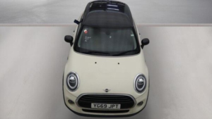 2019 MINI Hatch 1.5 Cooper Classic Euro 6 (s/s) 3dr in White — image 4