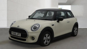 2019 MINI Hatch 1.5 Cooper Classic Euro 6 (s/s) 3dr in White — image 5