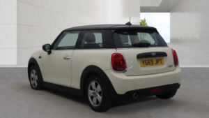 2019 MINI Hatch 1.5 Cooper Classic Euro 6 (s/s) 3dr in White — image 6