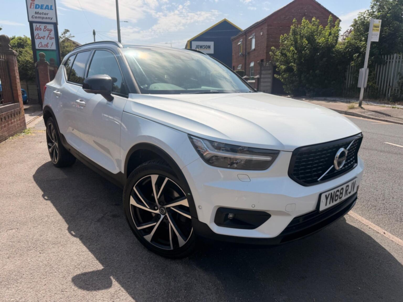 2018 Volvo Xc40 2.0 T5 R-Design Auto AWD Euro 6 (s/s) 5dr in White — image 1