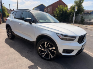 2018 Volvo Xc40 2.0 T5 R-Design Auto AWD Euro 6 (s/s) 5dr in White — image 2
