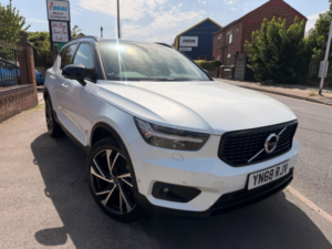 2018 Volvo Xc40 2.0 T5 R-Design Auto AWD Euro 6 (s/s) 5dr in White — image 5