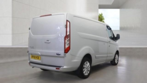 2020 Ford Transit Custom 2.0 300 Ecoblue Limited in Silver — image 4