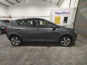 2016 SEAT Ibiza 1.2 Tsi Fr in Grey — image 6