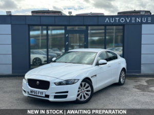 2016 Jaguar Xe