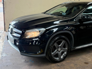 2016 Mercedes-Benz Gla 2.1 Gla200d Amg Line (executive) 7g-Dct Euro 6 (s/s) 5dr in Black — image 6