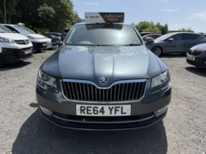 2014 Skoda Superb 2.0 Tdi Elegance in Grey — image 2
