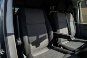 2022 Volkswagen Transporter 2.0 Bitdi T30 Highline Panel Van 5dr Diesel DSG Fwd Swb Euro 6 (s/s) (204 Ps) in Grey — image 4