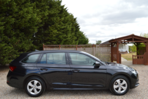 2021 Skoda Octavia 1.0 Tsi E-Tec Mhev Se First Edition in Black — image 4