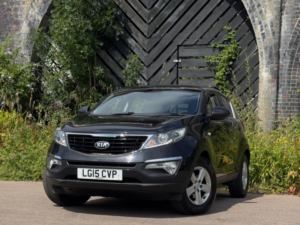 2015 Kia Sportage 1.7 Crdi Ecodynamics 1 2WD Euro 5 (s/s) 5dr in Black — image 5