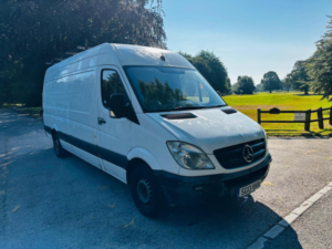 2013 Mercedes-Benz Sprinter 2.1 313 Cdi Rwd L3 H3 4dr in White — image 4