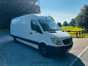 2013 Mercedes-Benz Sprinter 2.1 313 Cdi Rwd L3 H3 4dr in White — image 5