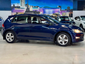 2015 Volkswagen Golf 1.4 Tsi Bluemotion Tech Match DSG Euro 5 (s/s) 5dr in Blue — image 2