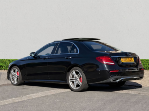 2018 Mercedes-Benz E Class 2.0 E220d Amg Line (premium Plus) Saloon 4dr Diesel G-Tronic+ Euro 6 (s/s) (194 Ps) in Black — image 5