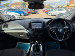 2016 Vauxhall Insignia 1.6 Cdti Ecoflex Se Sports Tourer Euro 6 (s/s) 5dr in Silver — image 2