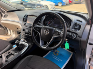 2016 Vauxhall Insignia 1.6 Cdti Ecoflex Se Sports Tourer Euro 6 (s/s) 5dr in Silver — image 3