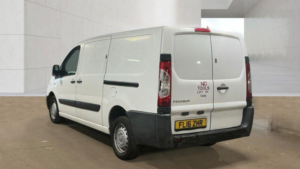 2016 Peugeot Expert 2.0 Hdi L2 H1 4dr in White — image 3
