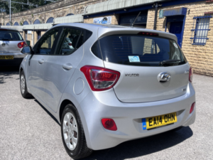 2014 Hyundai I10 1.2 Se Hatchback 5dr Petrol Manual Euro 5 (87 Ps) in Silver — image 3