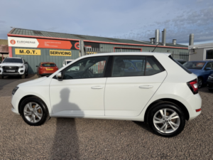 2020 Skoda Fabia 1.0 Se in White — image 6