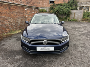 2017 Volkswagen Passat 1.6 Tdi Gt in Blue — image 6