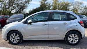 2015 Citroen C3 1.2 Puretech Vtr+ Euro 6 5dr in Silver — image 6