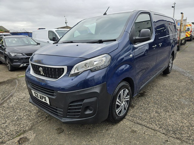 2017 Peugeot Expert 2.0 Bluehdi 1400 Professional in Blue — image 1