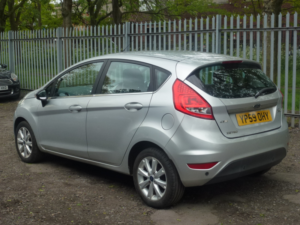 2009 Ford Fiesta 1.4 Tdci Zetec Hatchback 5dr Diesel Manual (110 G/km, 67 Bhp) in Silver — image 3
