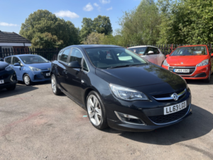 2014 Vauxhall Astra 1.4 T 16v Sri in Black — image 4