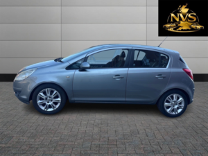 2011 Vauxhall Corsa 1.2 I 16v Se in Silver — image 4