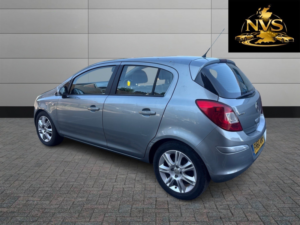 2011 Vauxhall Corsa 1.2 I 16v Se in Silver — image 5