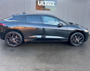 2020 Jaguar I-Pace 400 90kwh Hse Auto 4WD 5dr in Black — image 6