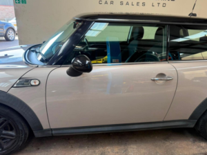 2013 MINI Hatch 1.6 Cooper Baker Street Euro 6 (s/s) 3dr in Grey — image 4