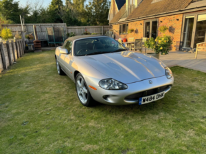 2000 Jaguar Xkr 4.0 Silverstone Limited Edition 2dr — image 2