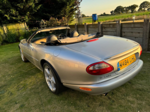 2000 Jaguar Xkr 4.0 Silverstone Limited Edition 2dr — image 3