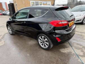 2017 Ford Fiesta 1.1 Ti-Vct Zetec Euro 6 (s/s) 3dr in Black — image 5