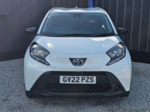 2022 Toyota Aygo X 1.0 Vvt-I Pure X-Shift Euro 6 (s/s) 5dr in White — image 2