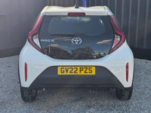 2022 Toyota Aygo X 1.0 Vvt-I Pure X-Shift Euro 6 (s/s) 5dr in White — image 5
