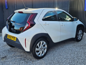 2022 Toyota Aygo X 1.0 Vvt-I Pure X-Shift Euro 6 (s/s) 5dr in White — image 6