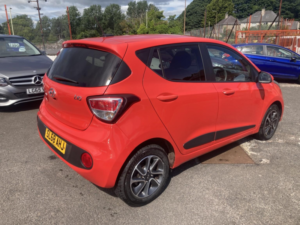 2018 Hyundai I10 1.2 I10 Prem 1.2 A/t My19 in Red — image 4
