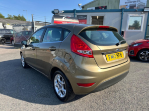 2012 Ford Fiesta 1.4 Zetec 5dr in Brown — image 4