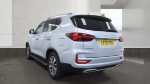 2021 Ssangyong Rexton 2.2d Ultimate T-Tronic 4WD Euro 6 5dr in Silver — image 3