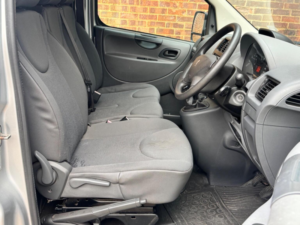2007 Peugeot Expert 2.0 Hdi L1 H1 4dr in Silver — image 4