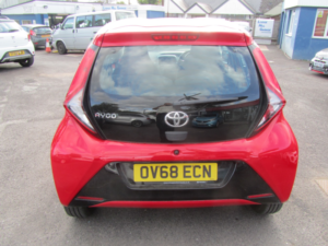 2018 Toyota Aygo 1.0 Vvt-I X-Play in Red — image 5