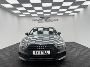 2018 Audi A3 1.5 Tfsi Cod Black Edition in Grey — image 2