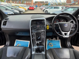 2014 Volvo Xc60 2.4 D4 R-Design AWD Euro 5 (s/s) 5dr in Black — image 2