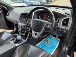 2014 Volvo Xc60 2.4 D4 R-Design AWD Euro 5 (s/s) 5dr in Black — image 3