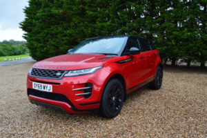 2019 Land Rover Range Rover Evoque 2.0 D150 R-Dynamic S in Red — image 2