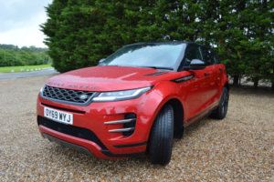 2019 Land Rover Range Rover Evoque 2.0 D150 R-Dynamic S in Red — image 4