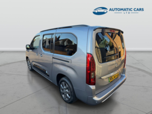 2024 Vauxhall Combo Life Ultimate Xl in Grey — image 4