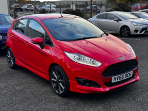 2016 Ford Fiesta 1.0 T Ecoboost St-Line in Red — image 4